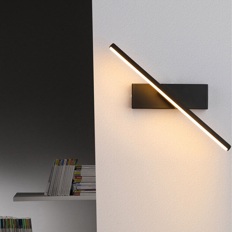 Struve Modern Linear Wall Sconce Black/White. Living Room