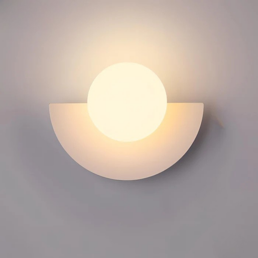 Lyca - Stylish Wall Lamp Indoor