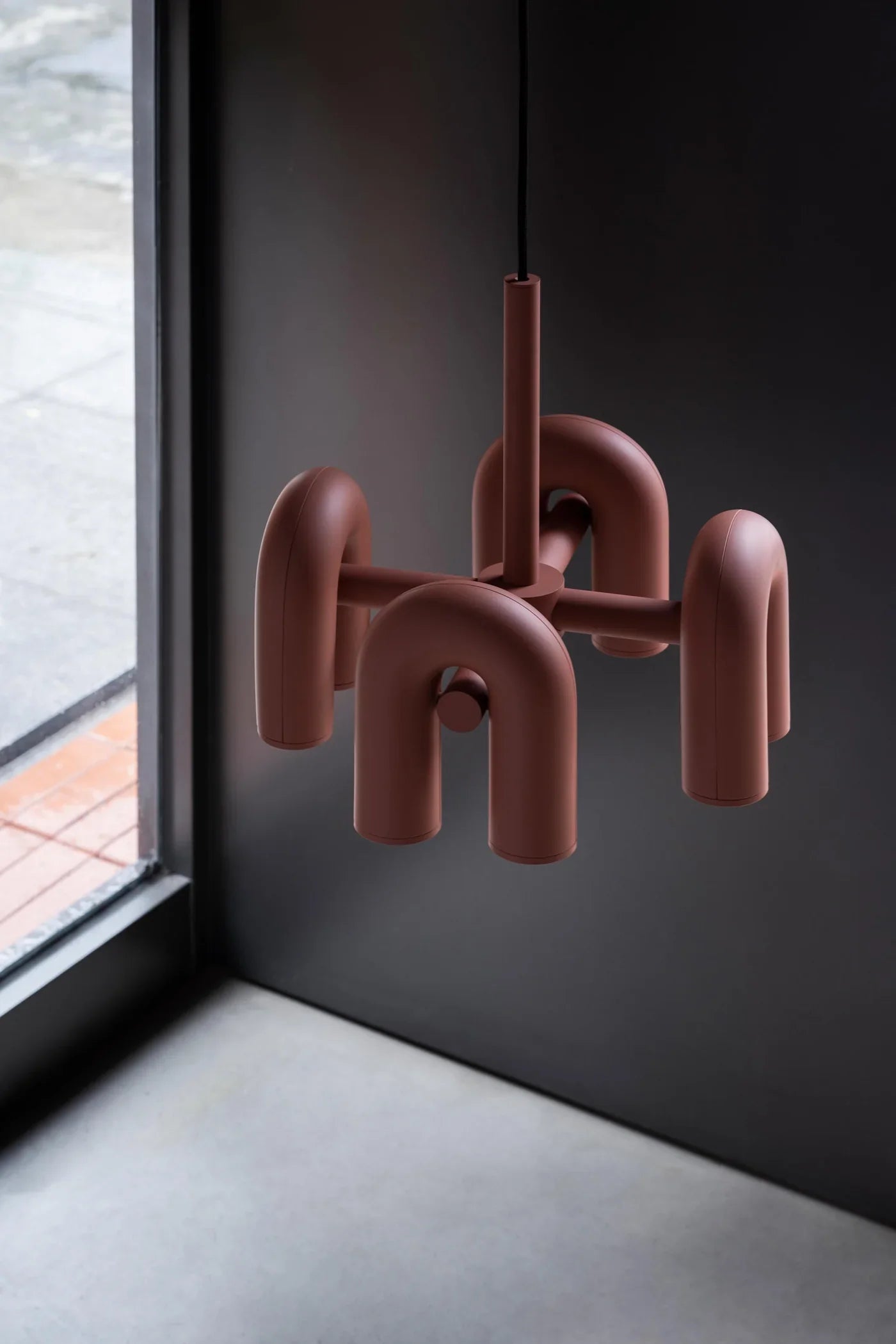 Designer Hanging Lamp with Sculptural Form – Modern Lighting