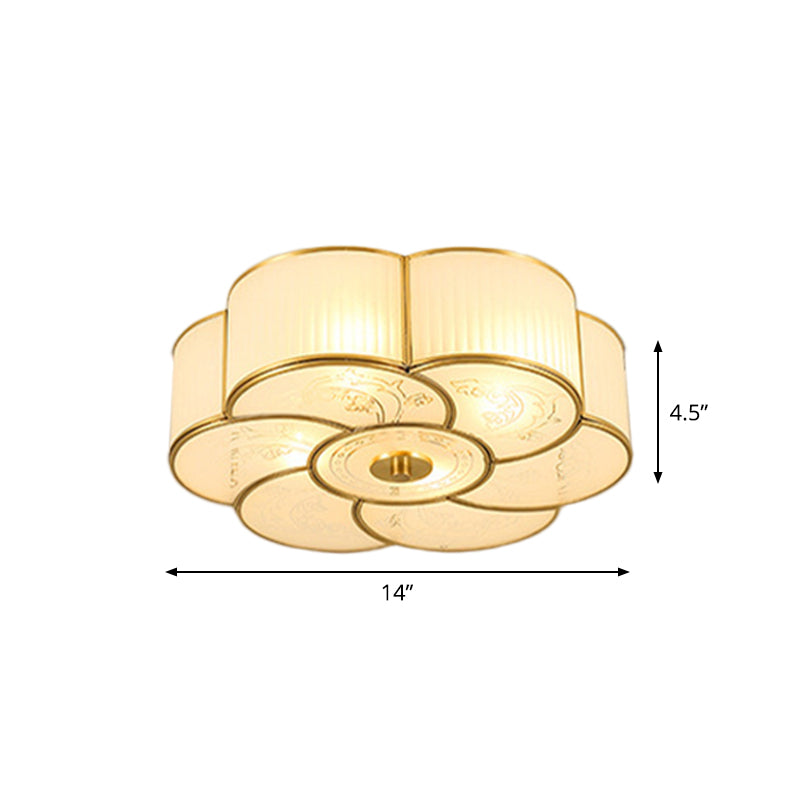 Scalloped/Bowl/Flower Frosted Glass Flush Mount Light Vintage 3 Lights Bedroom Ceiling Light in Brass