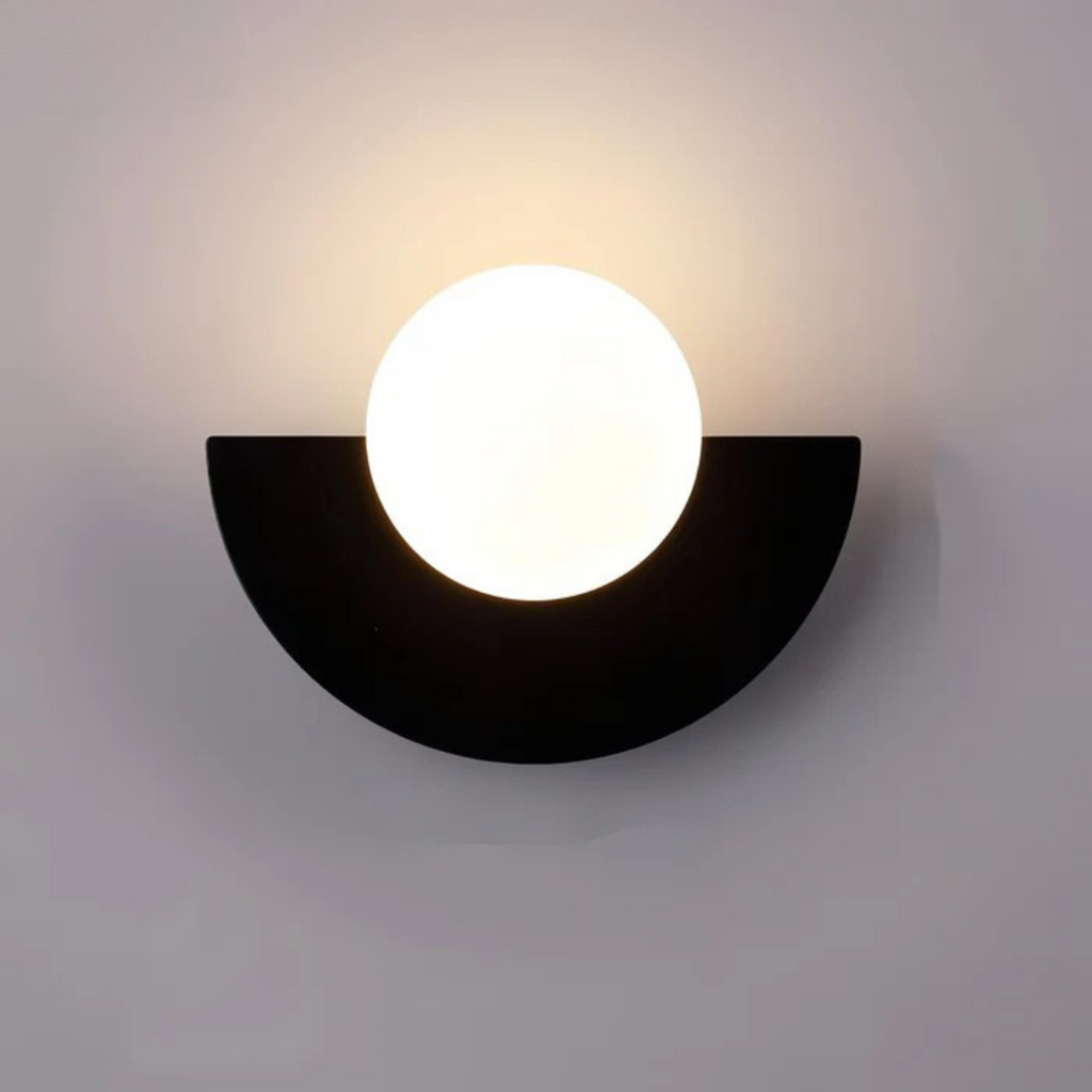 Lyca - Stylish Wall Lamp Indoor