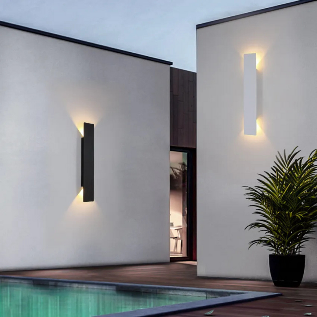 Xyrov - Weather-Resistant Aluminum Wall Lamp