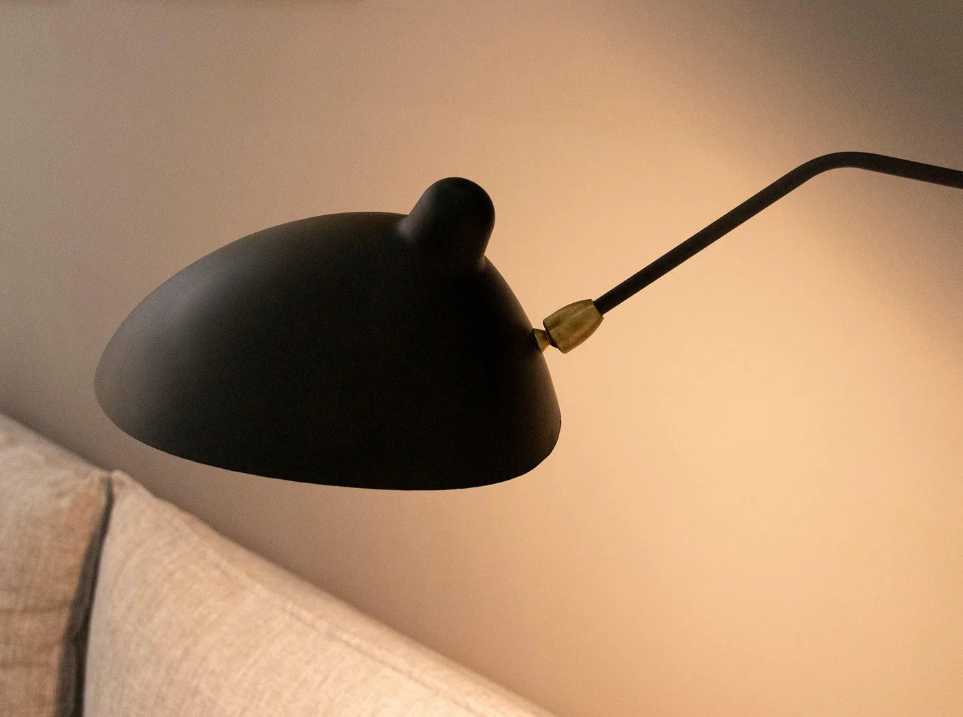 Designer wall lamp with double arm – adjustable wall light for living room, office, or bedroom