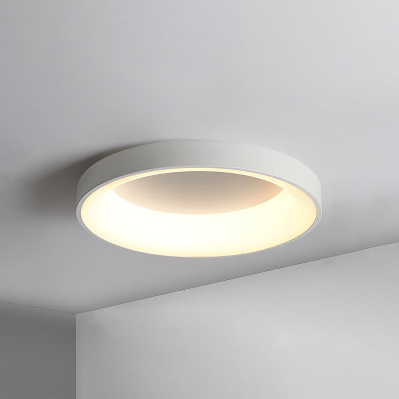 Metal Circular Flush Mount Ceiling Lamp Nordic Style LED Flush Mount Lighting for Bedroom