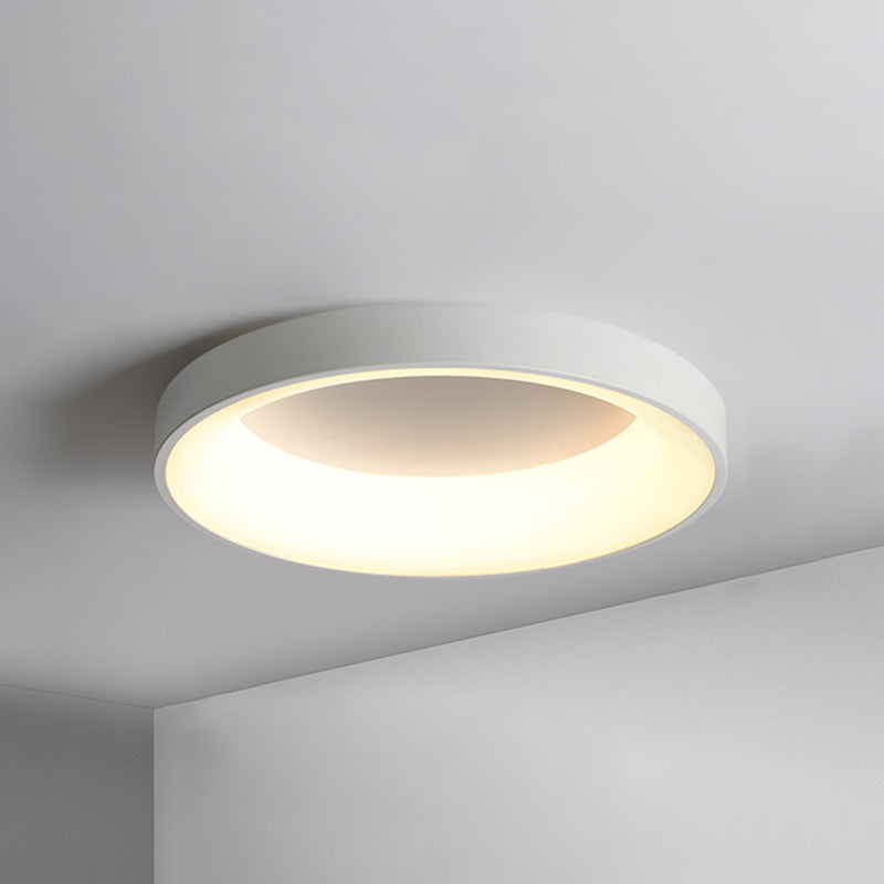 Metal Circular Flush Mount Ceiling Lamp Nordic Style LED Flush Mount Lighting for Bedroom