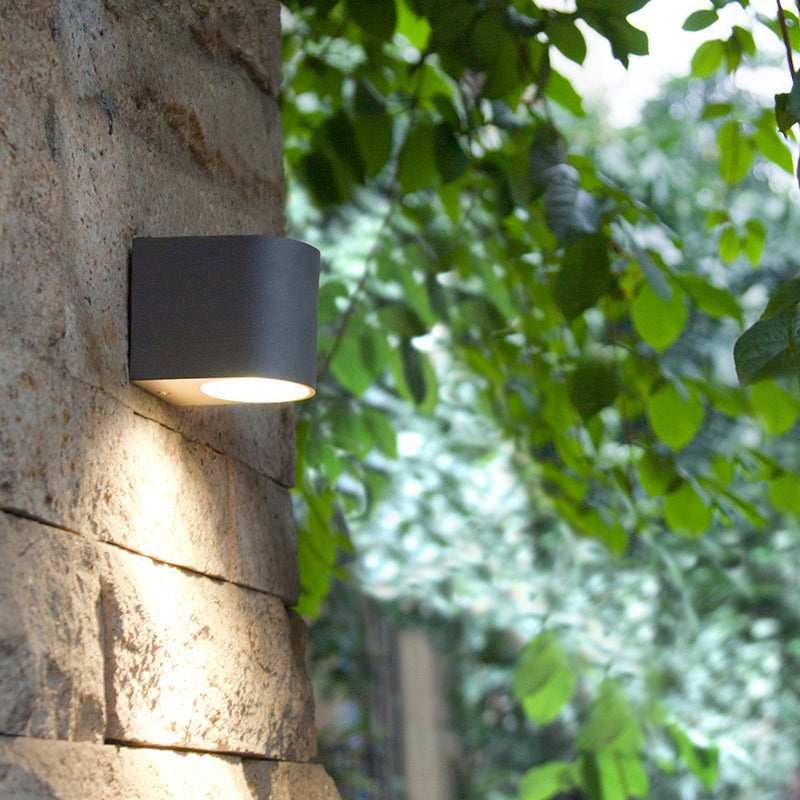 Tavon Minimalist Metal Square Outdoor Wall Lamp, Black