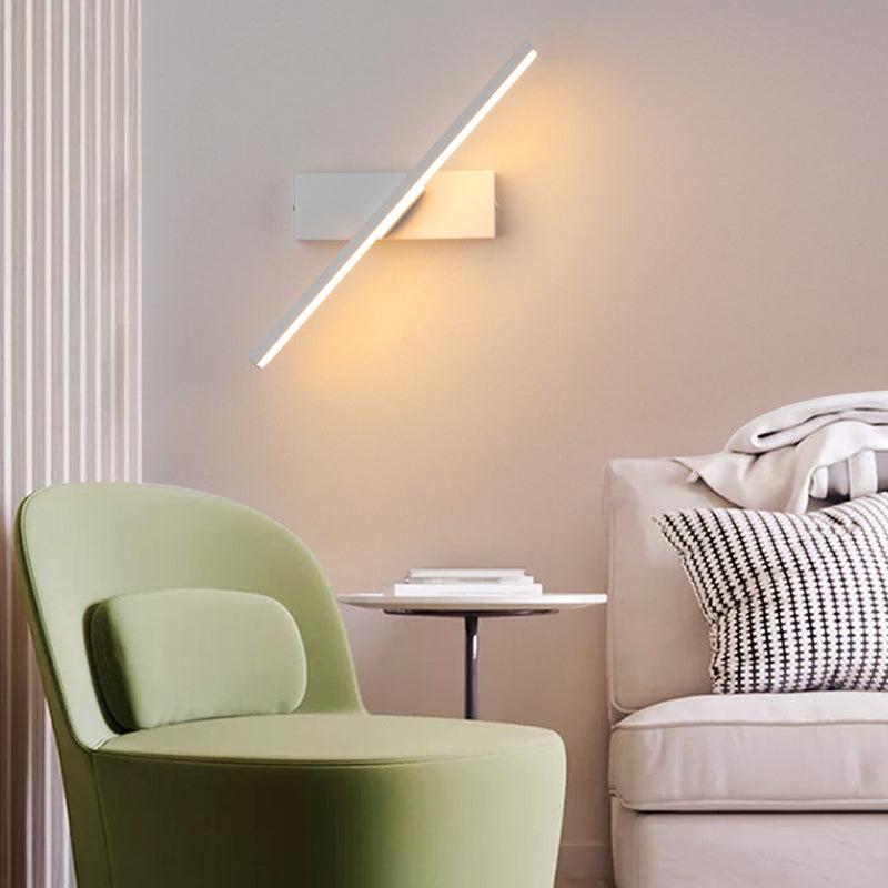 Struve Modern Linear Wall Sconce Black/White. Living Room