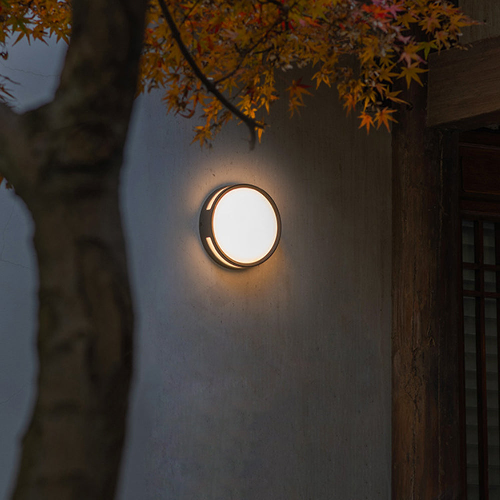 Ray Modern Round Metal/ Outdoor Waterproof Wall Lamp, Black