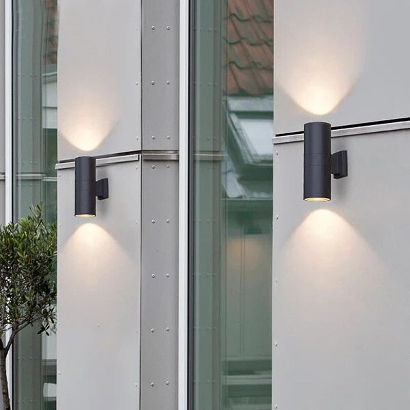 Kren Minimalist Metal Double-headed Outdoor Wall Lamp, Black