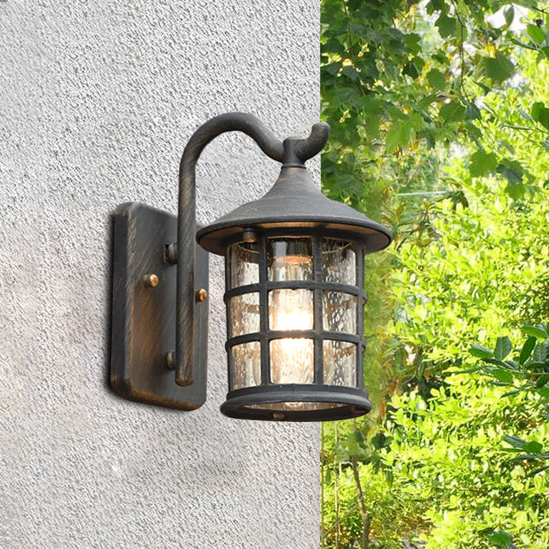 Seeded Glass Lantern Wall Lamp Countryside Single Light Outdoor Wall Light in Bronze/Black