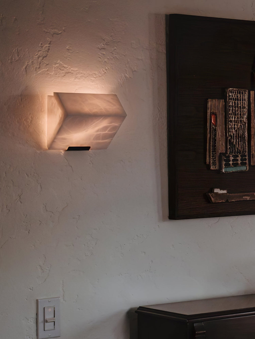 Vimiryra Alabaster Wall Light