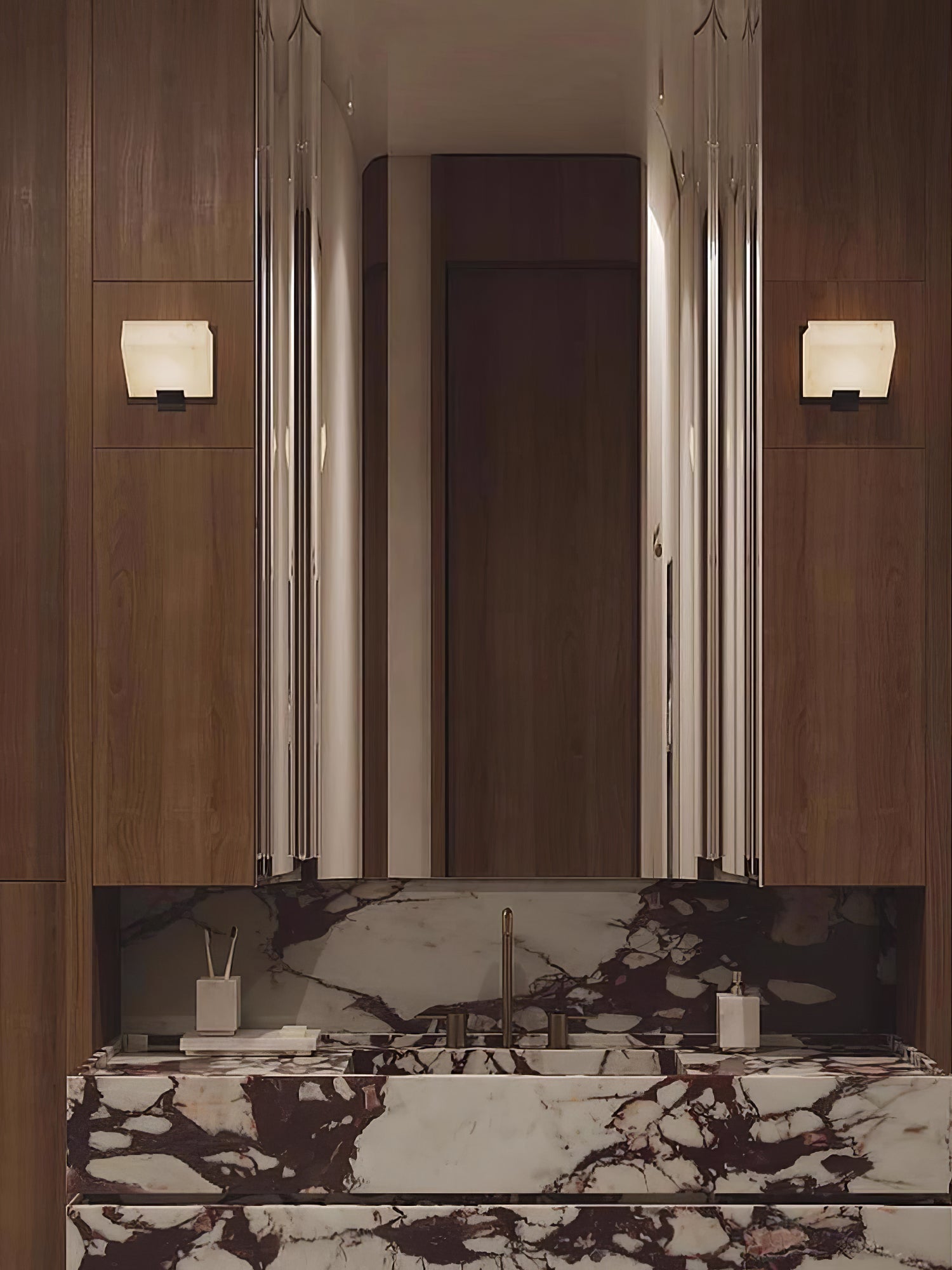 Vimiryra Alabaster Wall Light