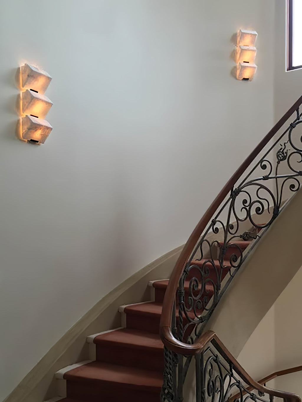 Vimiryra Alabaster Wall Light