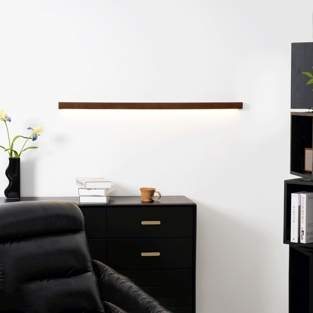Linear Wood and LED Wall Sconce Minimalist Design