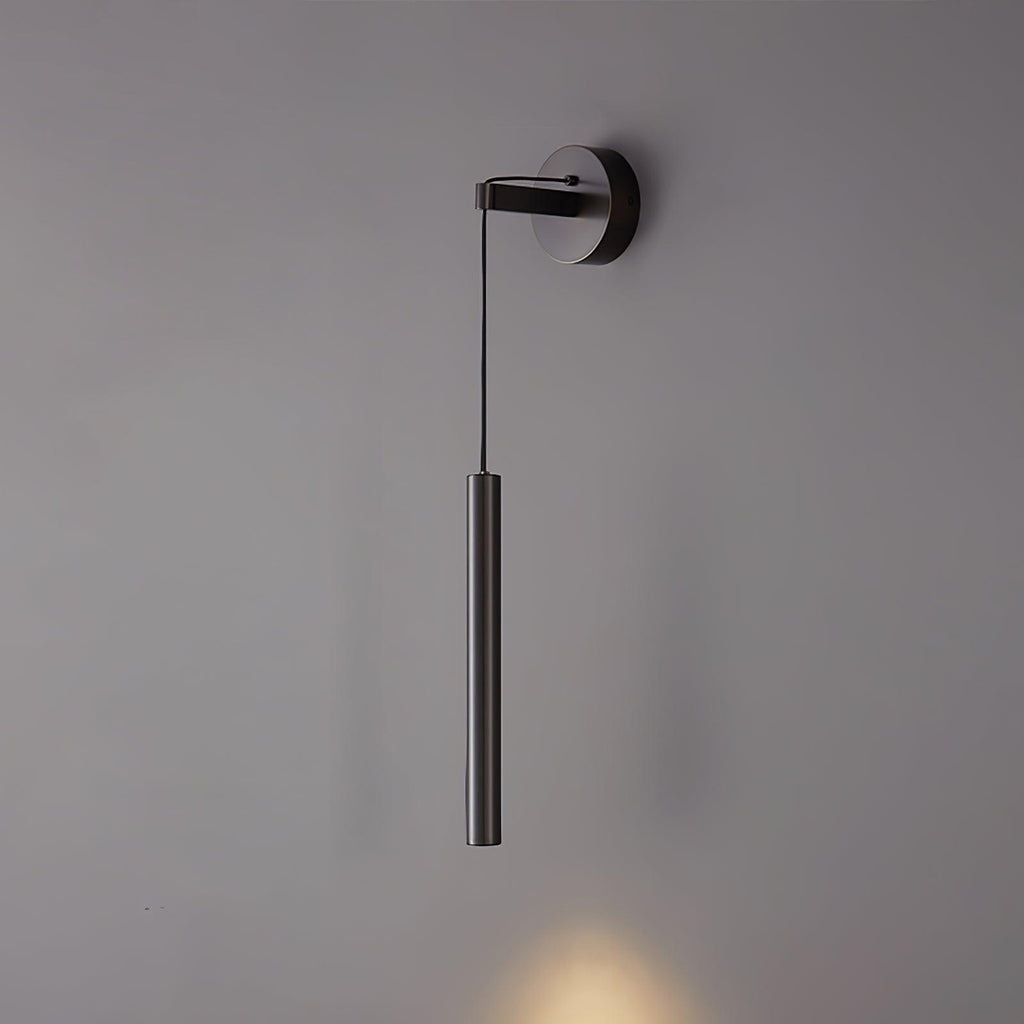 Cecilia Indoor Wall Sconce in Brass Lines