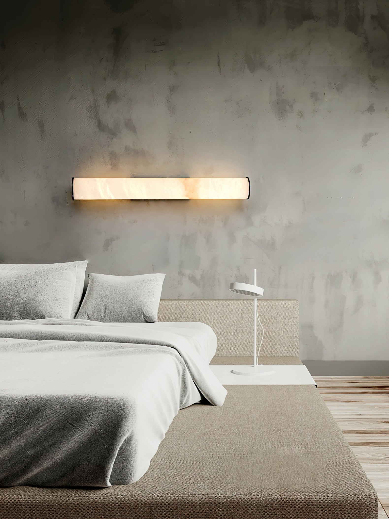Arcus Wall Lamp Elegant Minimalist Modern Style in Brass and Alabaster