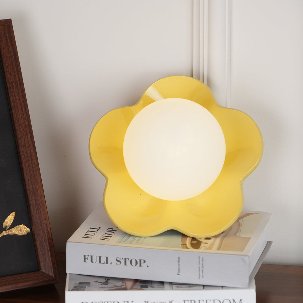 Arcore Fun Wall Lamp in Resin