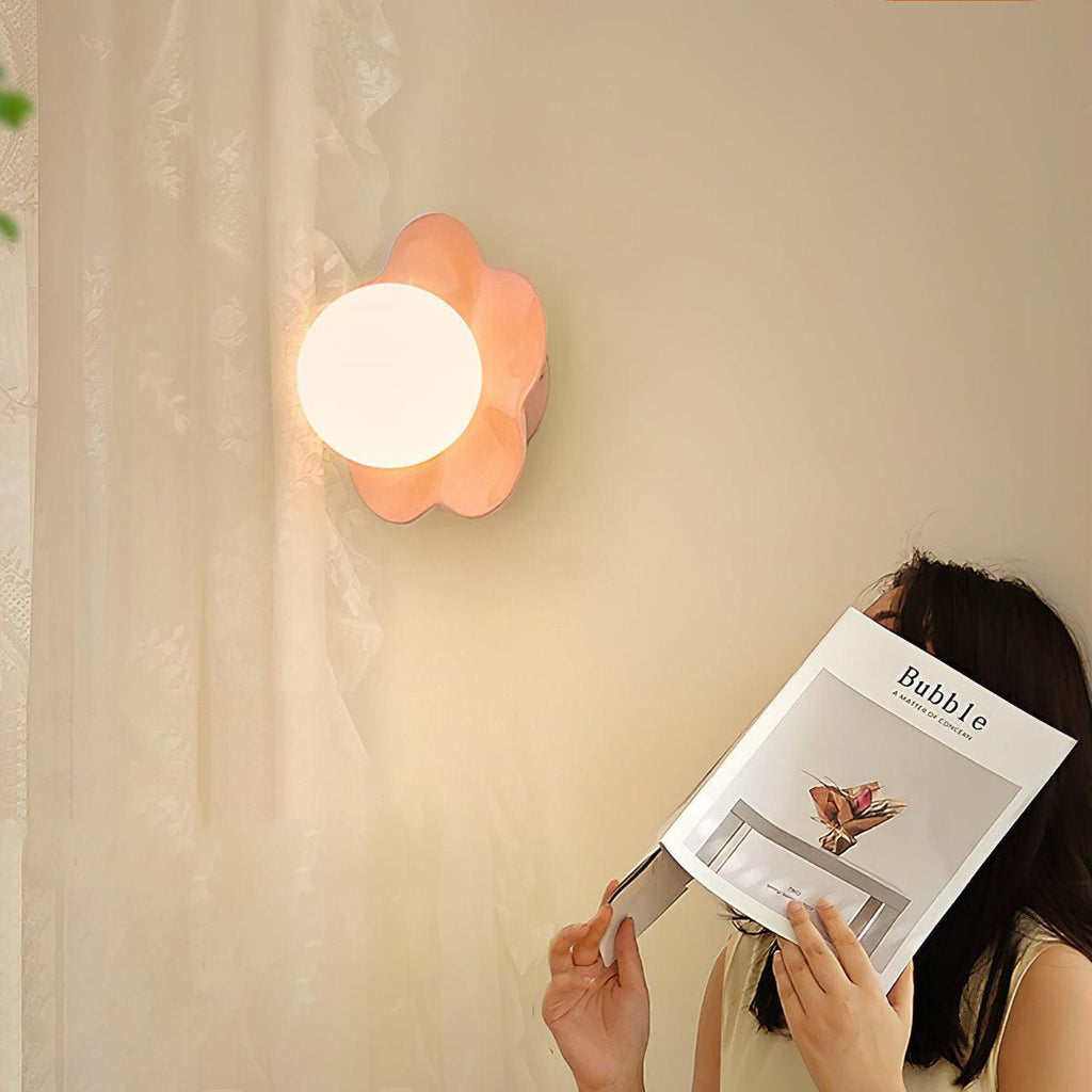Arcore Fun Wall Lamp in Resin