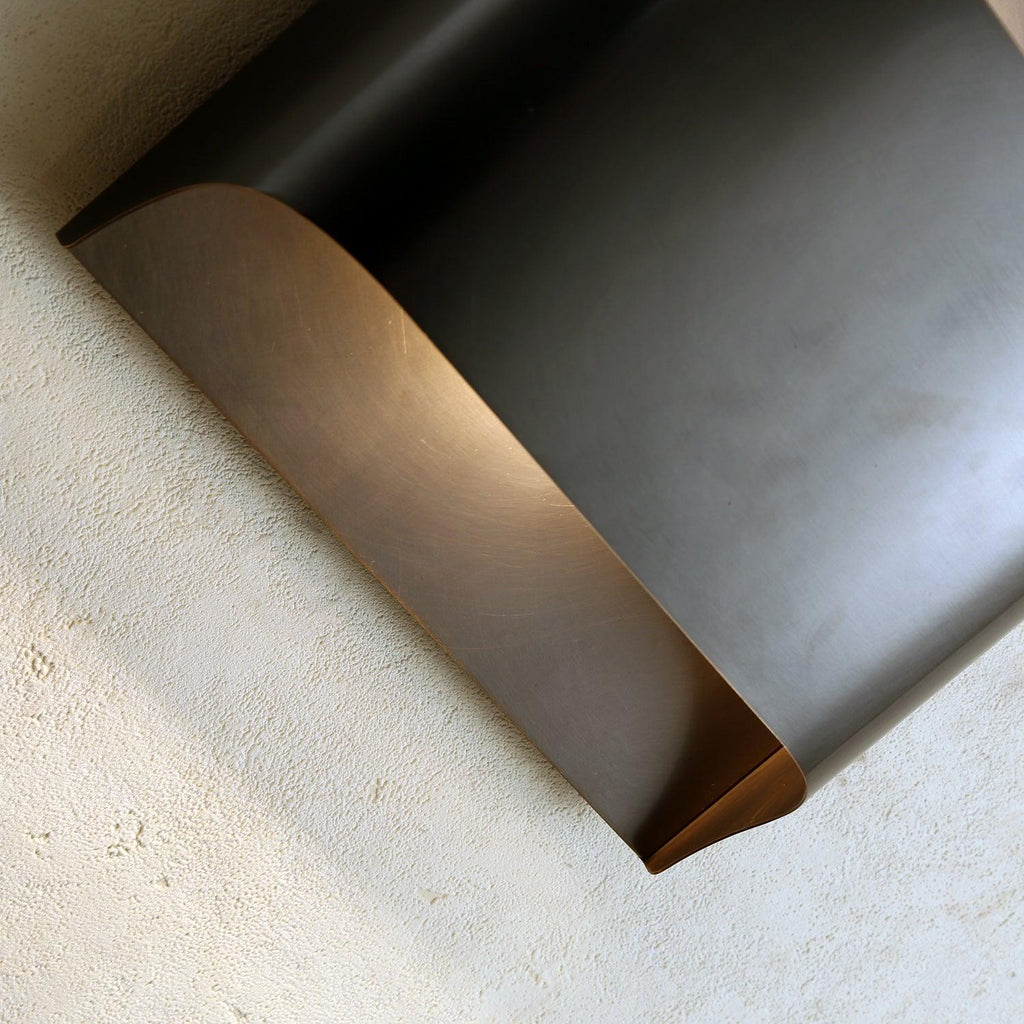 Modern Curved Brass LED Wall Sconce 1-Light