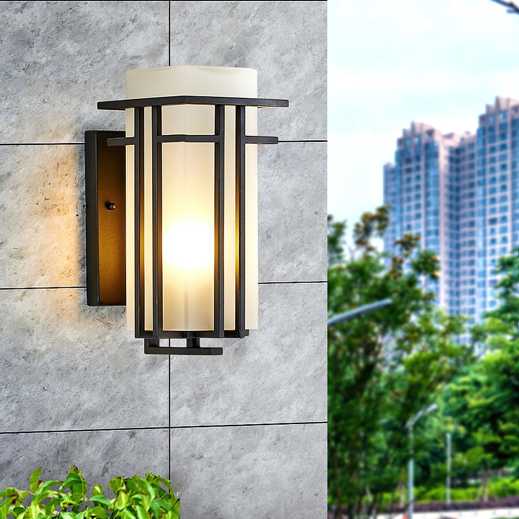 Outdoor Wall Lamp in Iron Retro Lantern