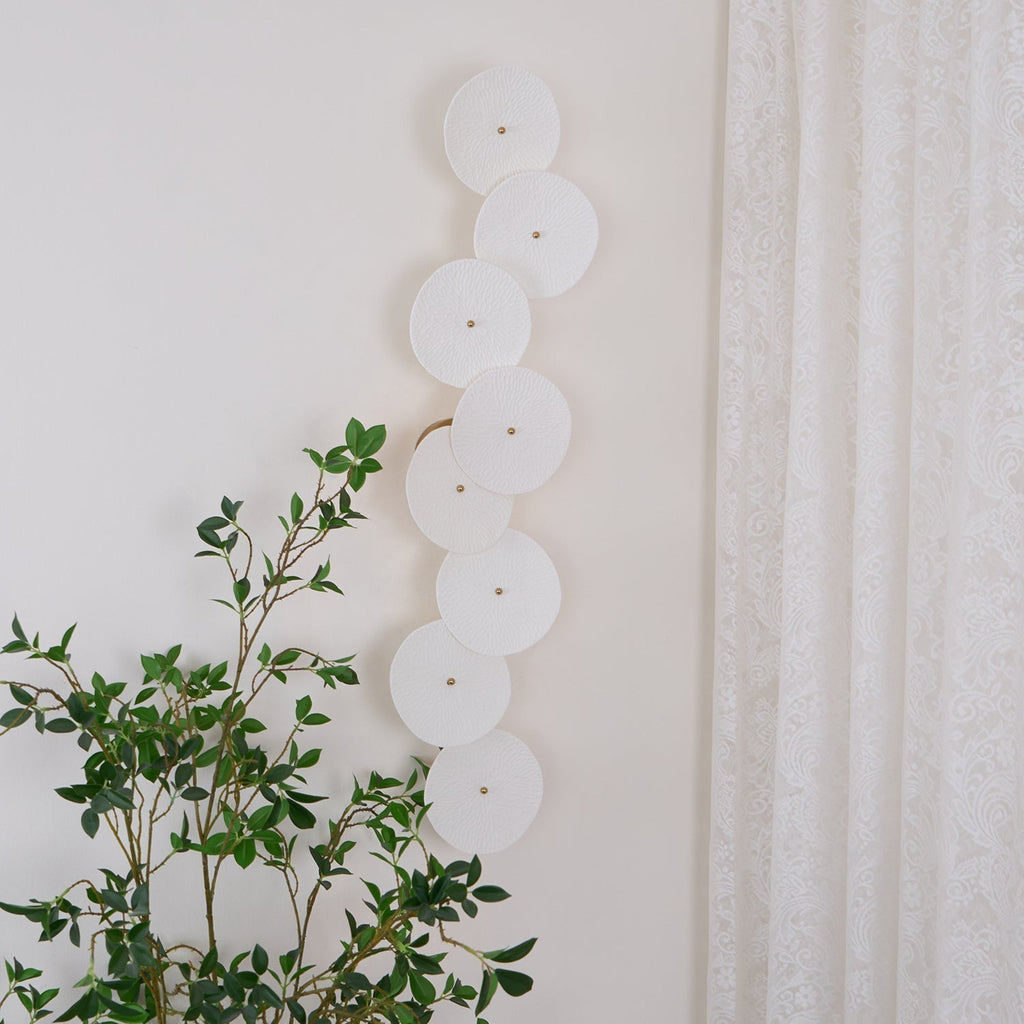 Kaivo Wall Lamp Lotus Petal