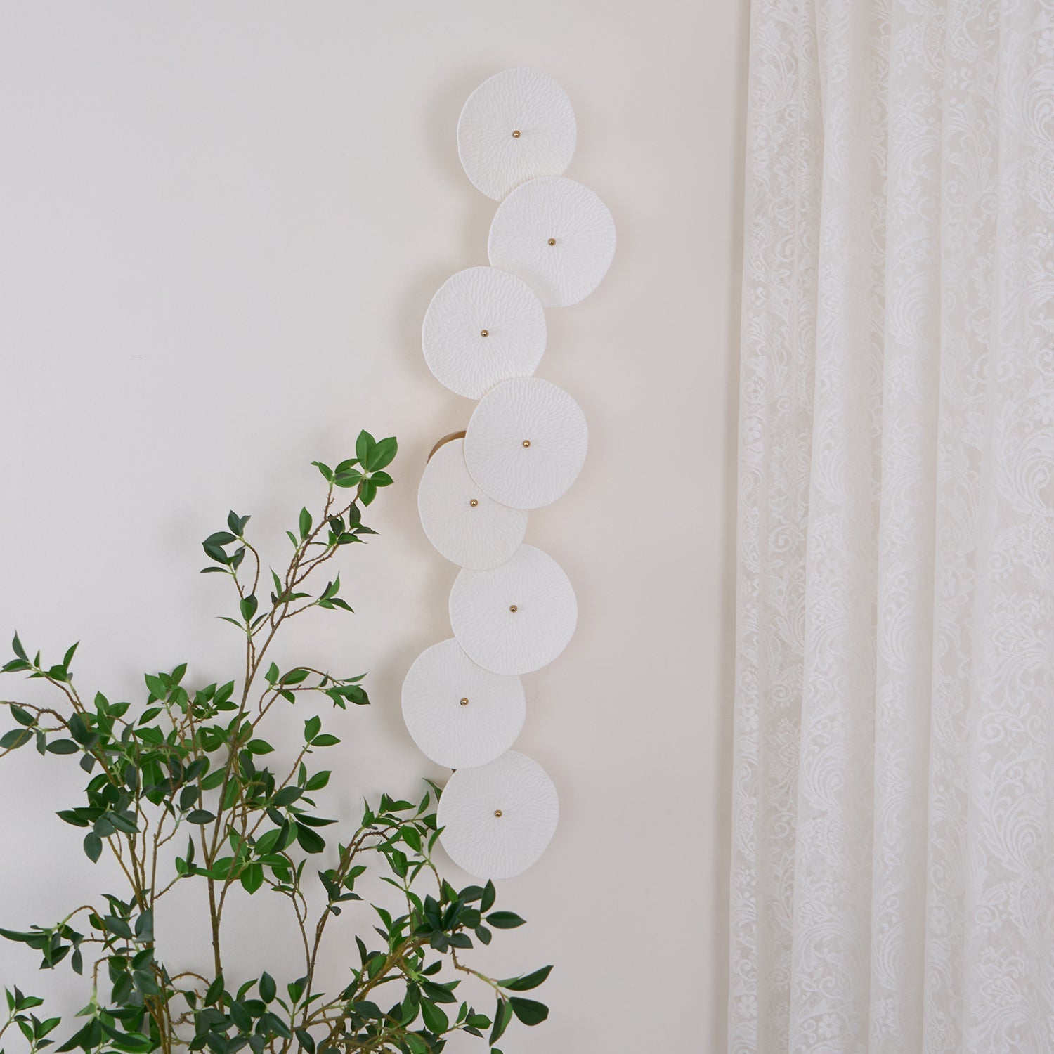 Kaivo Wall Lamp Lotus Petal