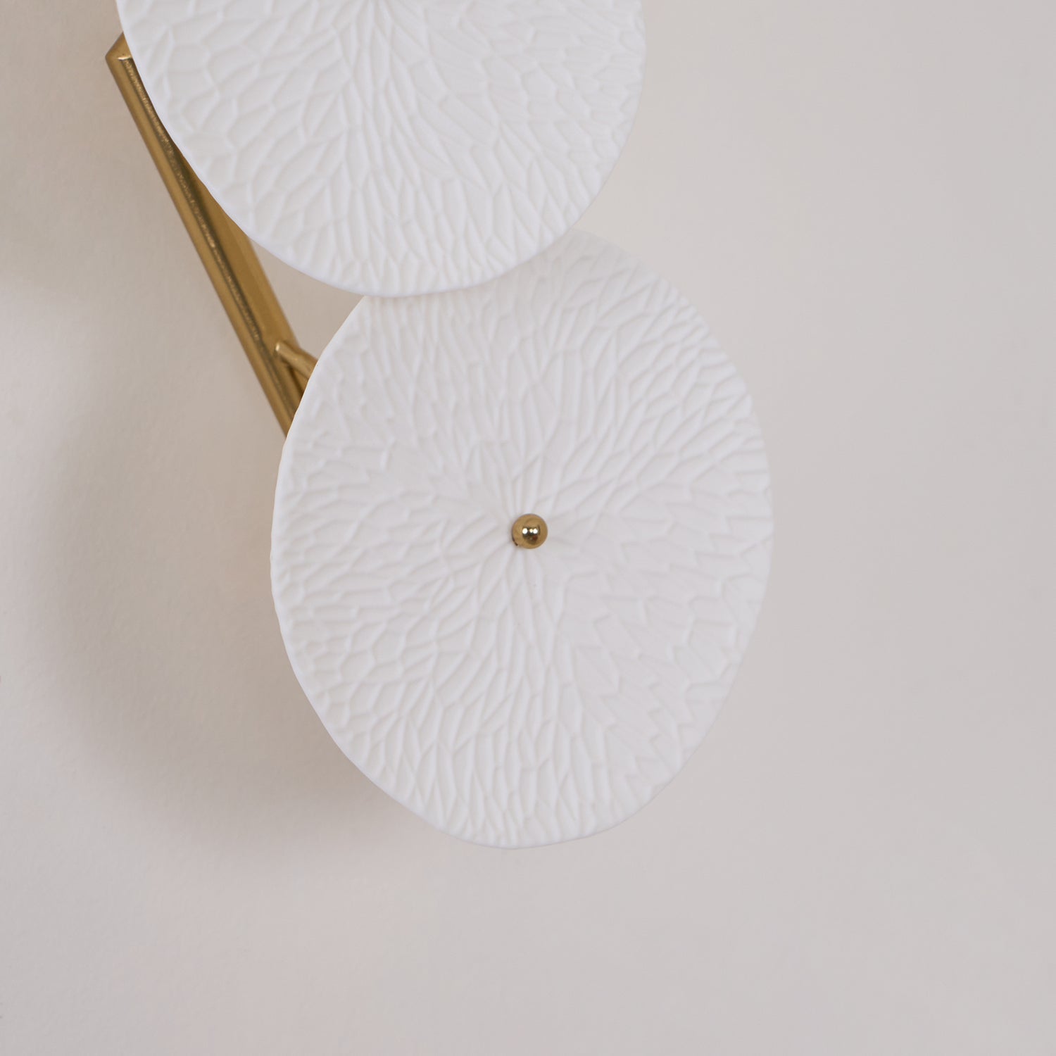 Kaivo Wall Lamp Lotus Petal