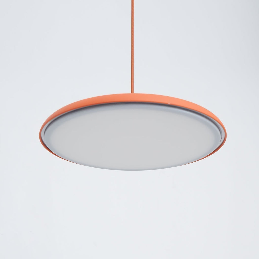 Orik Macaron Suspensions