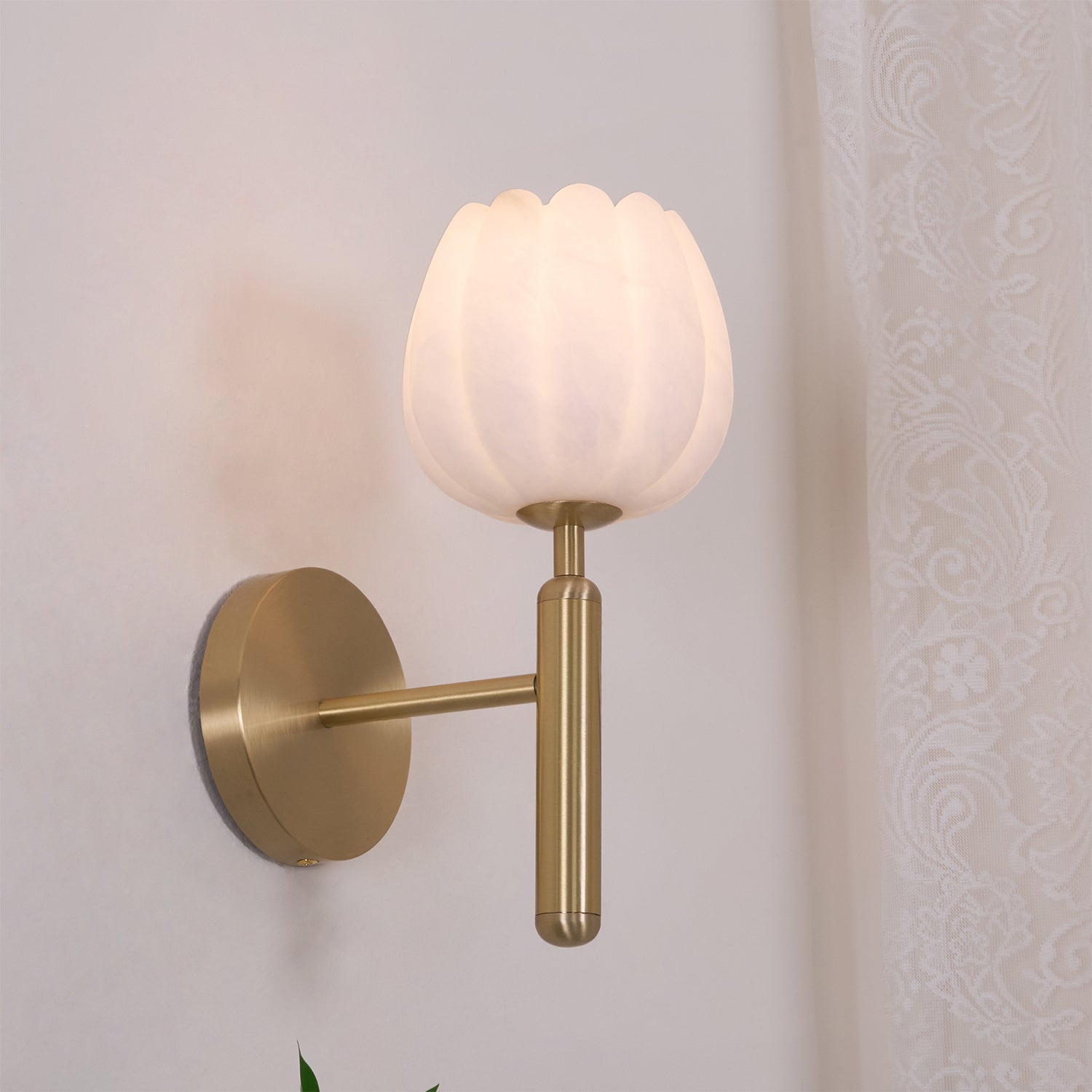 Ralin Alabaster Flowers Wall Lamp