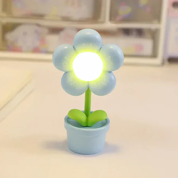 Small Flower Soothing Table Lamp - BlossomGlow
