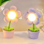 Small Flower Soothing Table Lamp - BlossomGlow