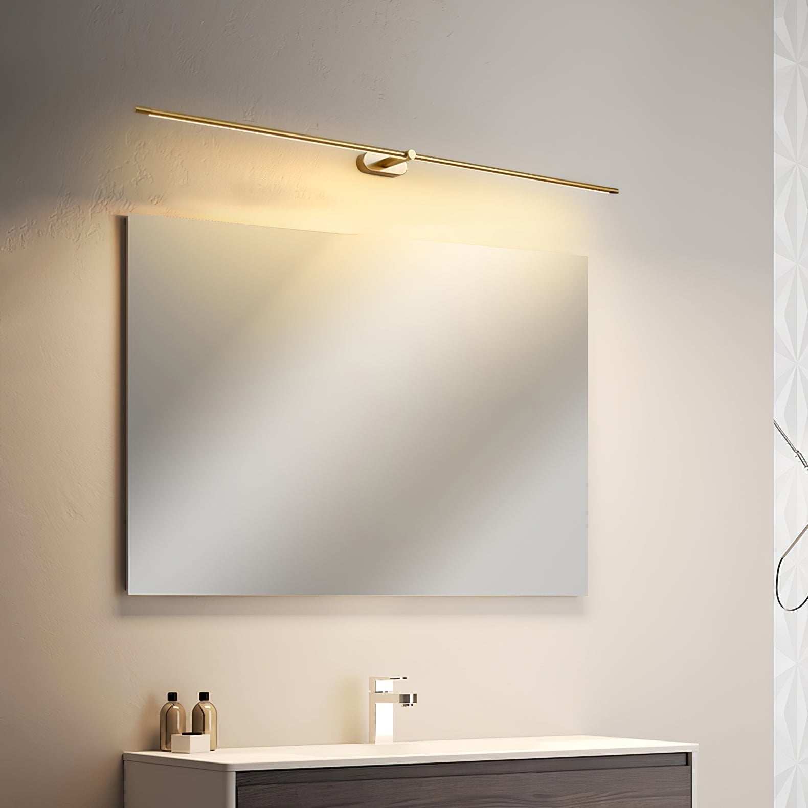 Minimalist Rechargeable Linear Wall Sconce