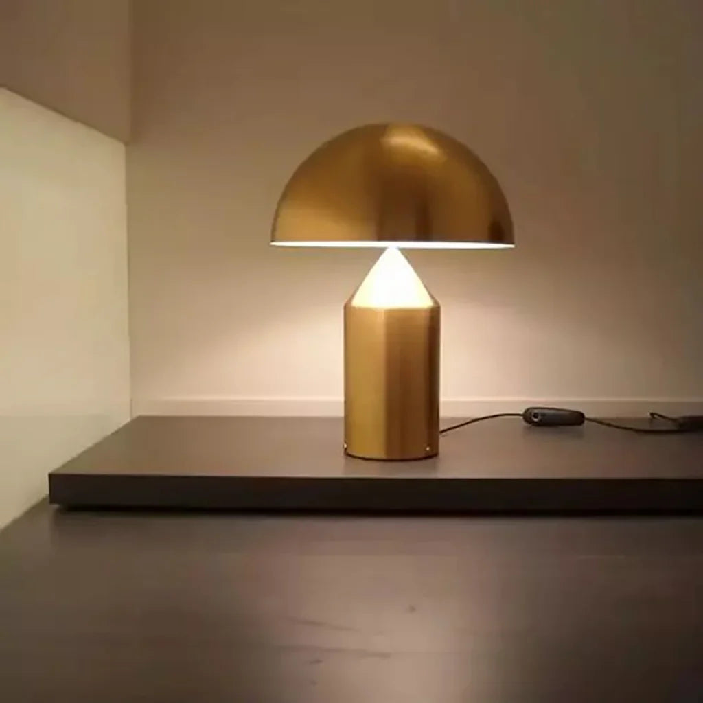 Conn mushroom table lamp