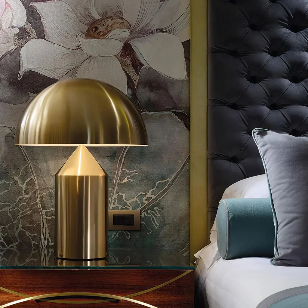 Conn mushroom table lamp