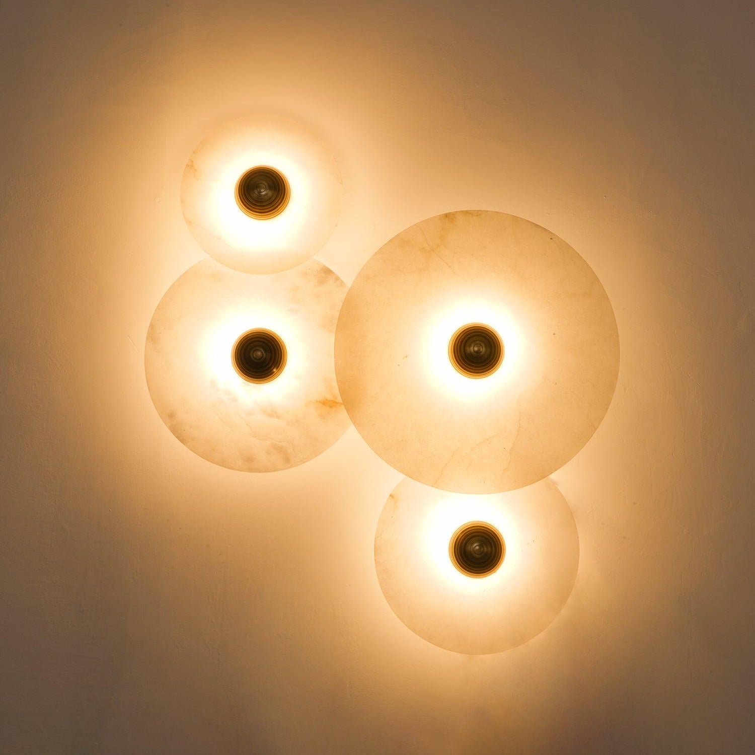 Round Wall Lamp Alabaster Fluted Brass