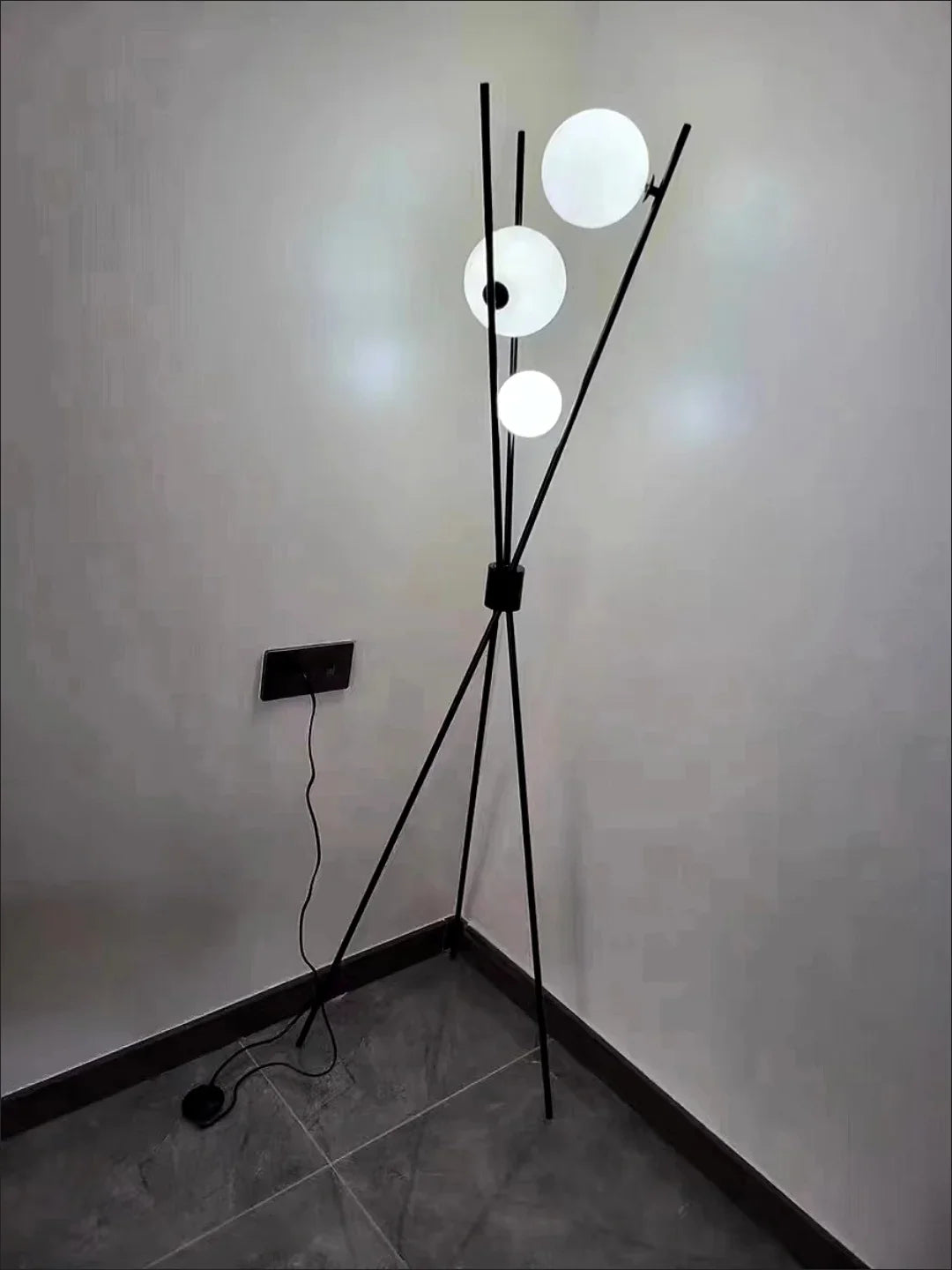 Designer LED Floor Lamp with Moon-Shaped Shades – Table and Floor Lamp on Tripod