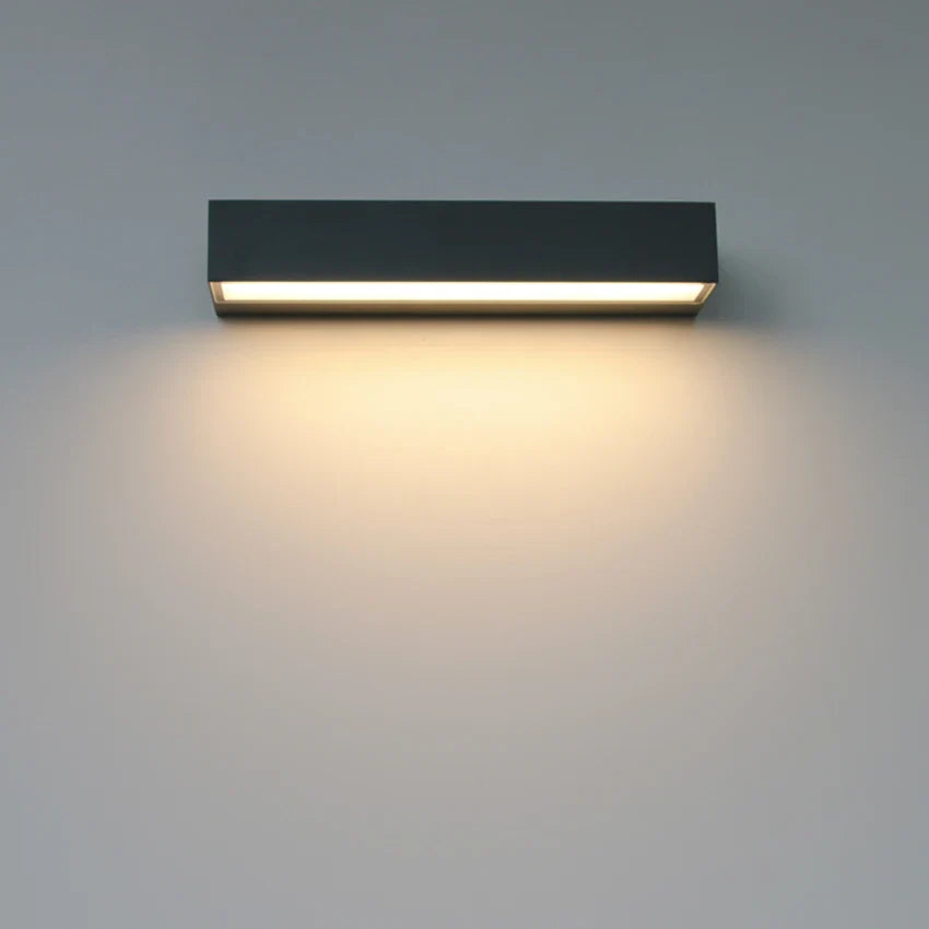 Modern LED Wall Lamp – Minimalist Outdoor Lighting