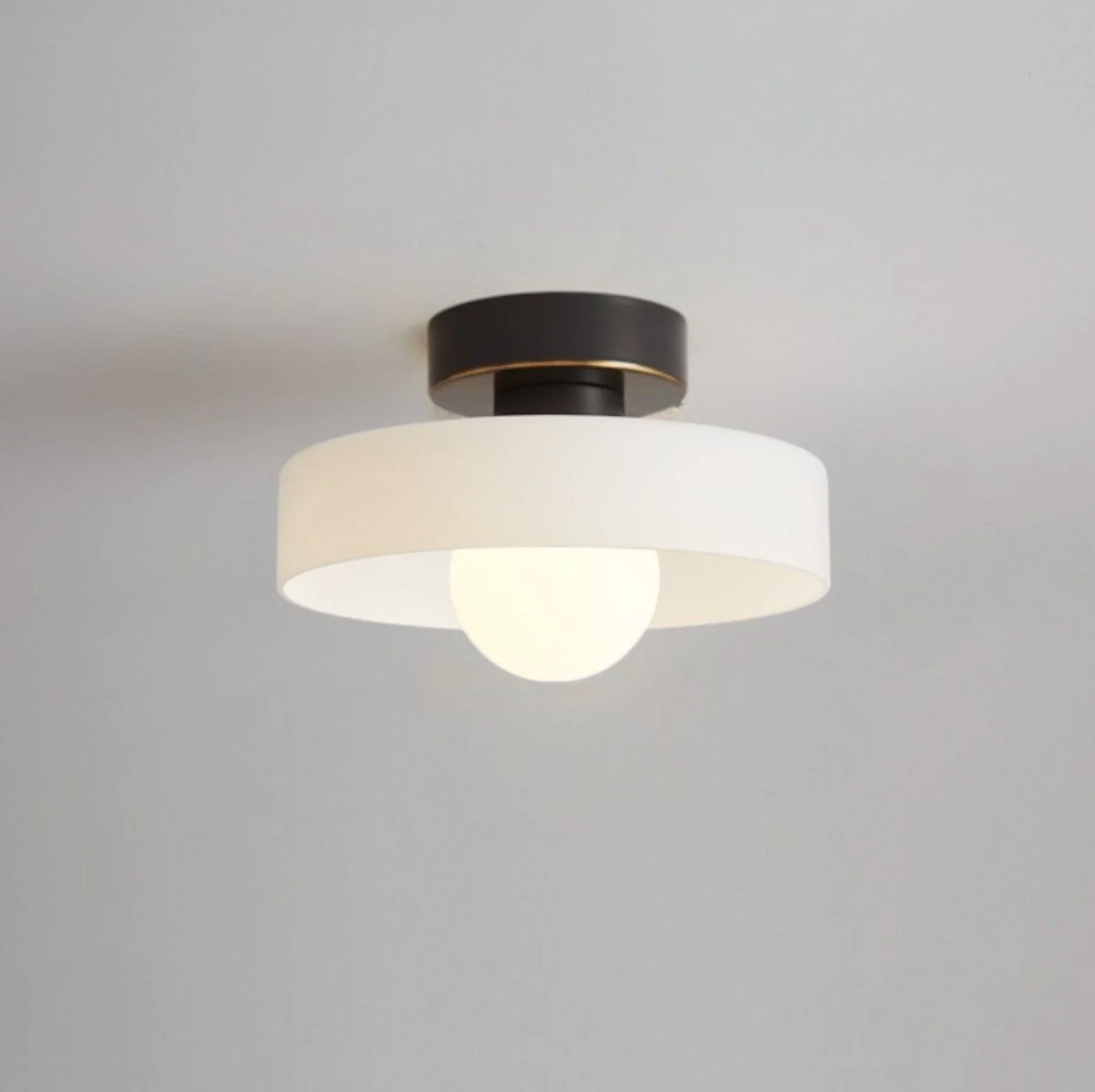 Modern LED Ceiling Lamp – Minimalist Ceiling Light with Round Shade