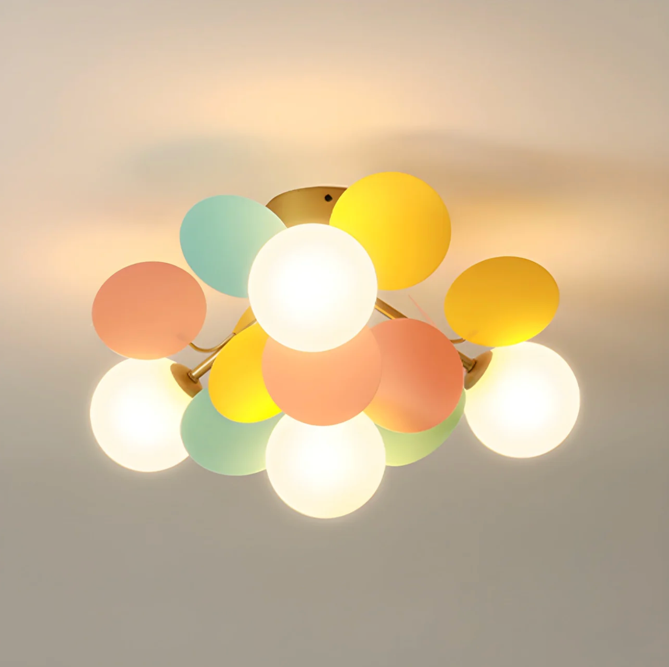 Modern LED Ceiling Lamp – Designer Ceiling Light with Spherical Shades