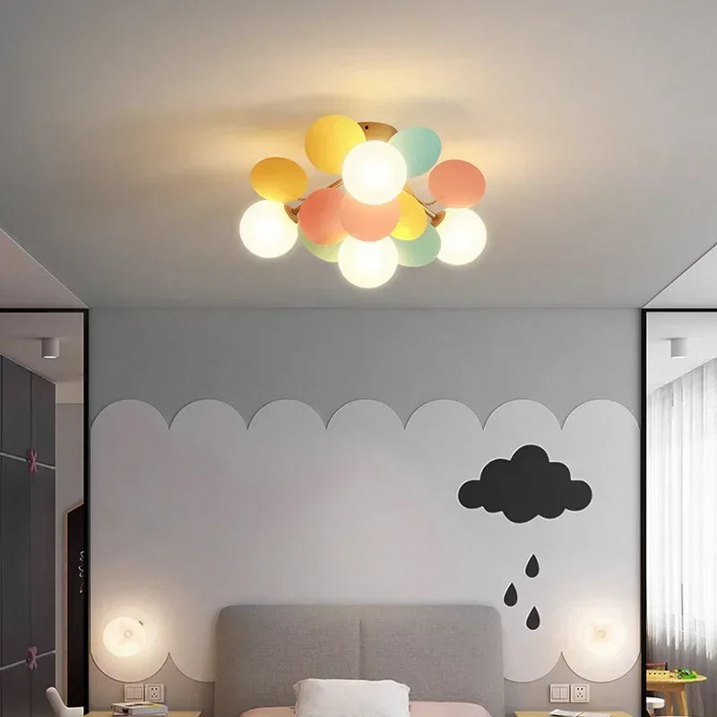 Modern LED Ceiling Lamp – Designer Ceiling Light with Spherical Shades