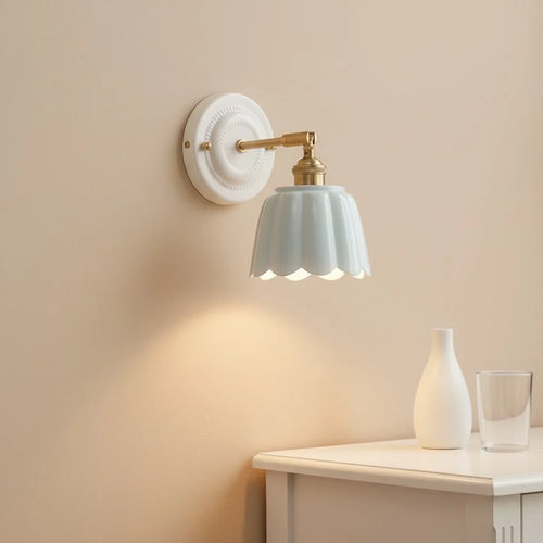 Sidney Vintage Flower Ceramic Wall Sconce