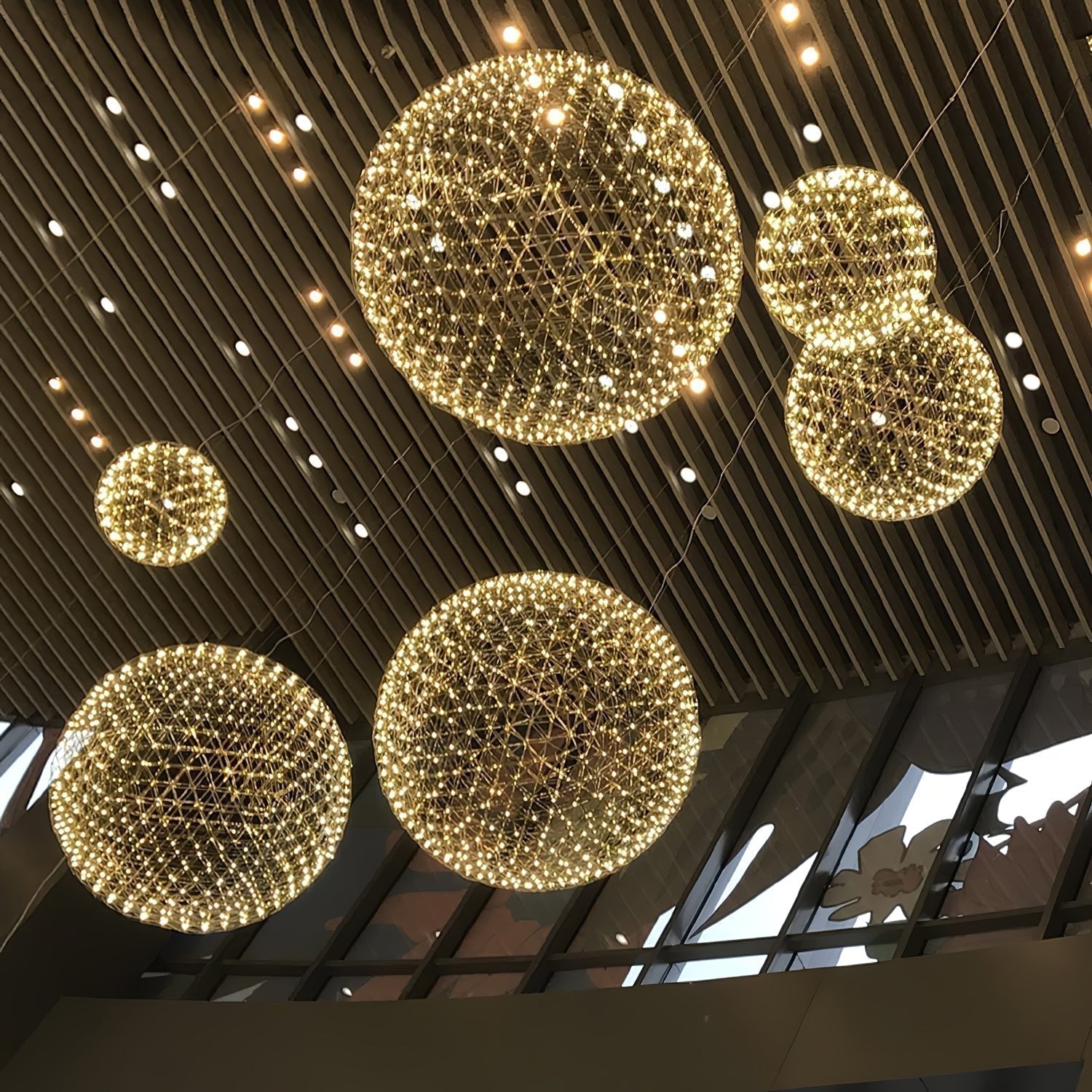Ivthayra Postmodern Luxury Sphere Gold Pendant Light