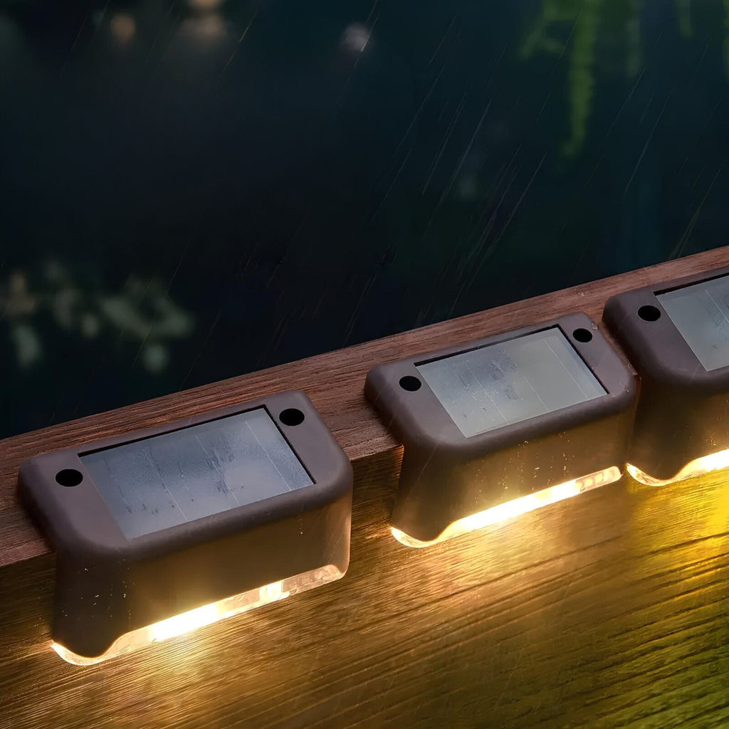 Solar-Powered Stair Light - SoliStep