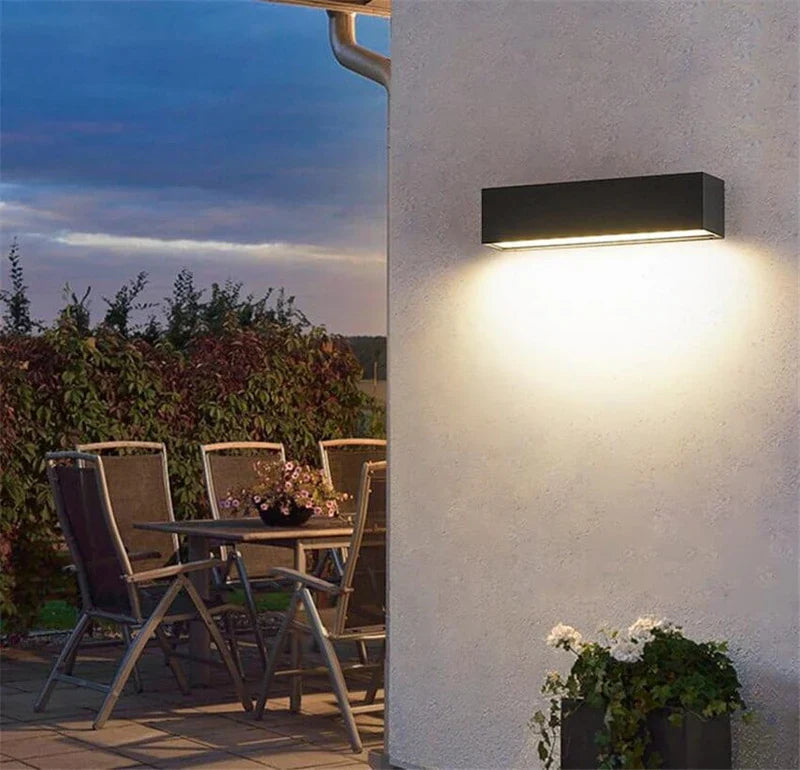 Modern LED Wall Lamp – Minimalist Outdoor Lighting
