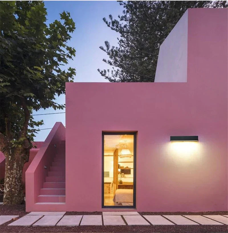 Modern LED Wall Lamp – Minimalist Outdoor Lighting