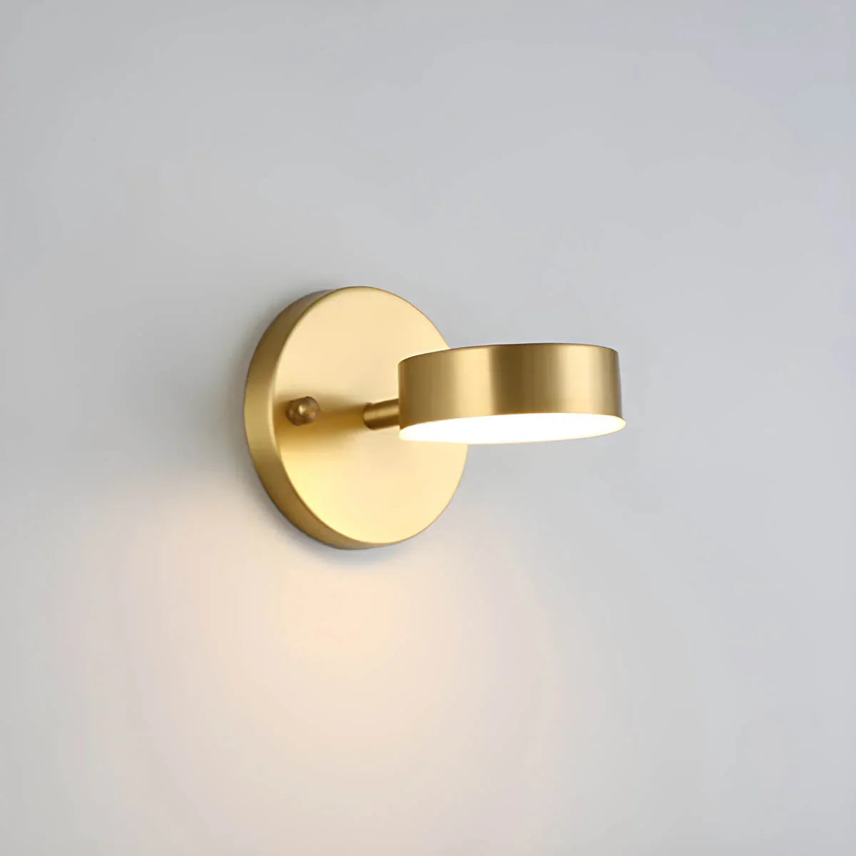 Modern LED Wall Sconce in Gold Finish – Elegance and Functionality