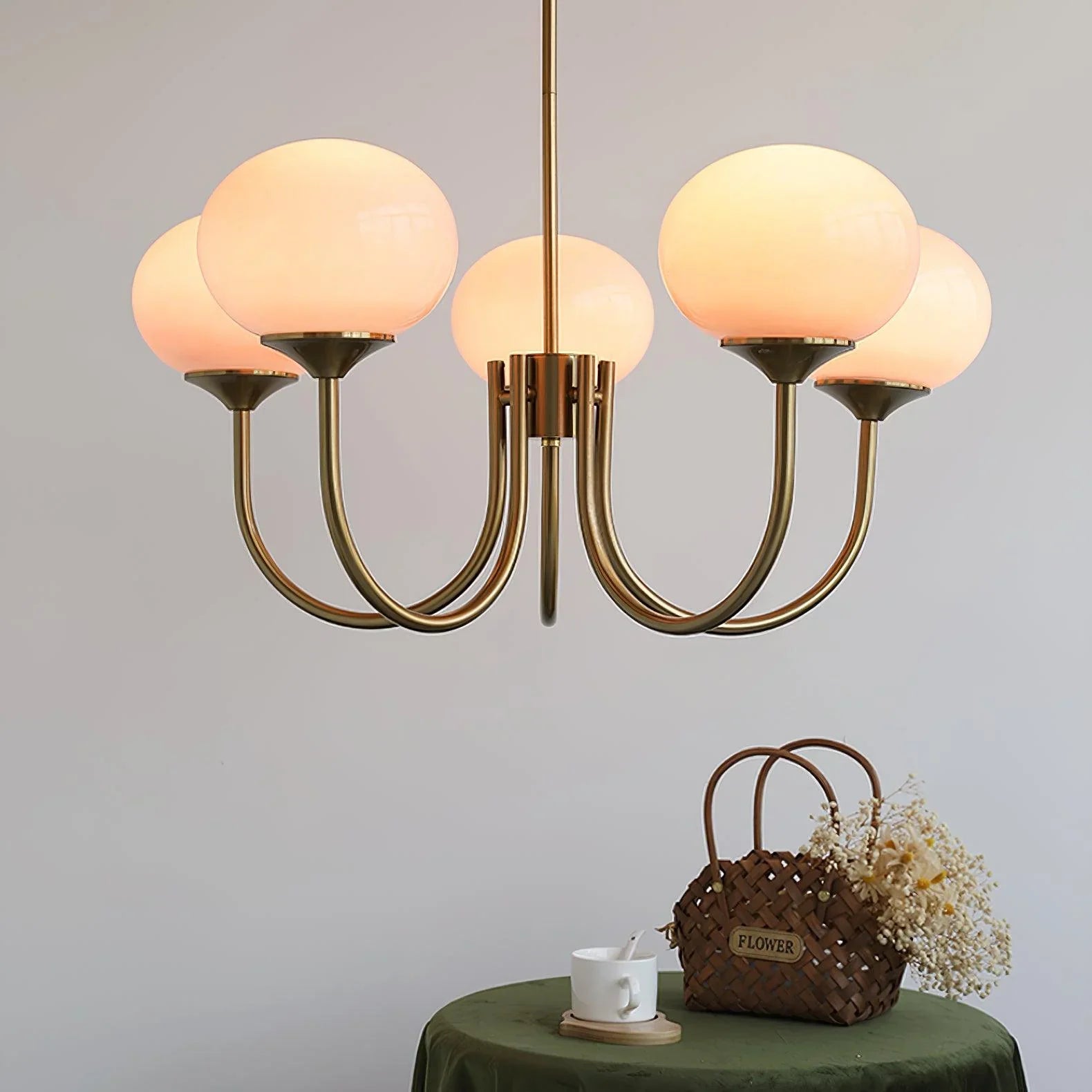 Retro glamour pendant lamp with spherical shades