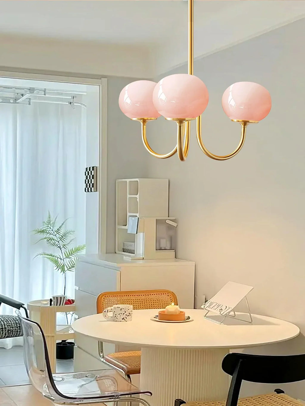 Retro glamour pendant lamp with spherical shades