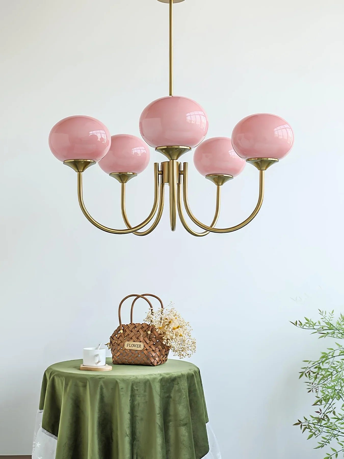 Retro glamour pendant lamp with spherical shades