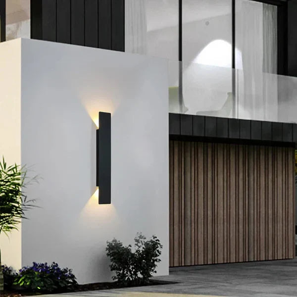 Modern Outdoor Wall Lamp – LED Up/Down Sconce, Waterproof, Vertical Design